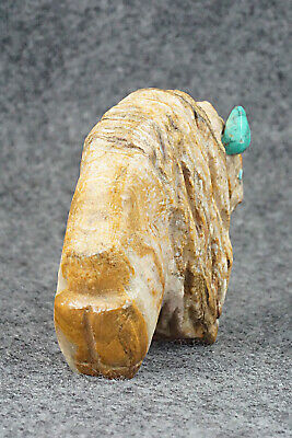 Buffalo Zuni Fetish Carving - Kevin Quam