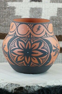Zuni Pottery - Darla Westika