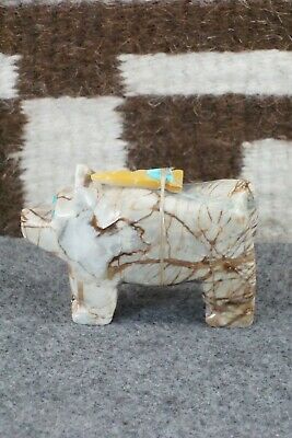 Bear Zuni Fetish Carving - Taylor Gia