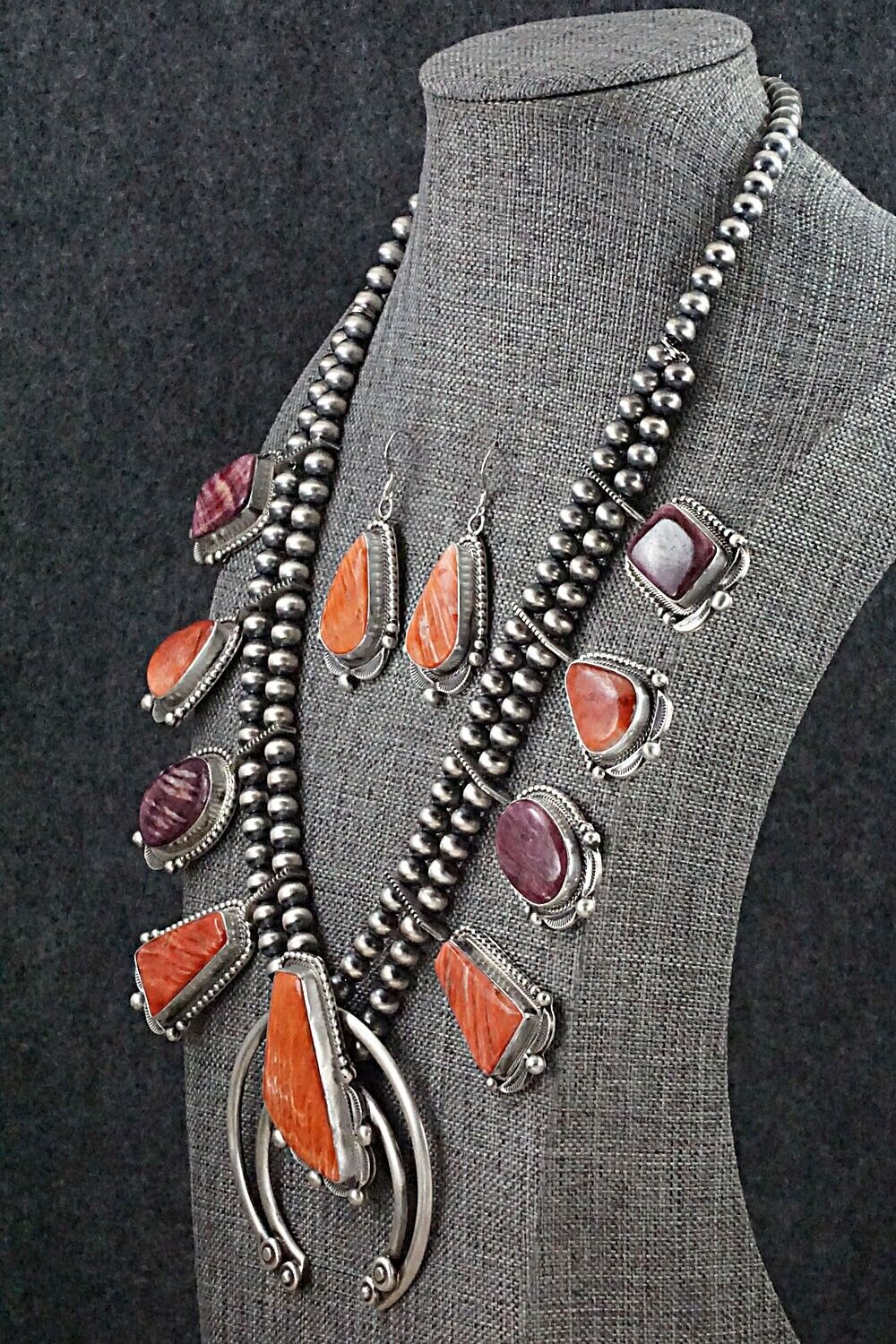 Spiny Oyster & Sterling Silver Squash Blossom Set - Tom Lewis