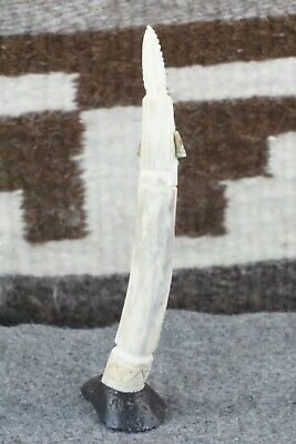Corn Maiden Zuni Fetish Carving - Sullivan Shebola