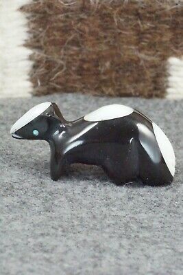 Skunk Zuni Fetish Carving - Calvert Bowannie