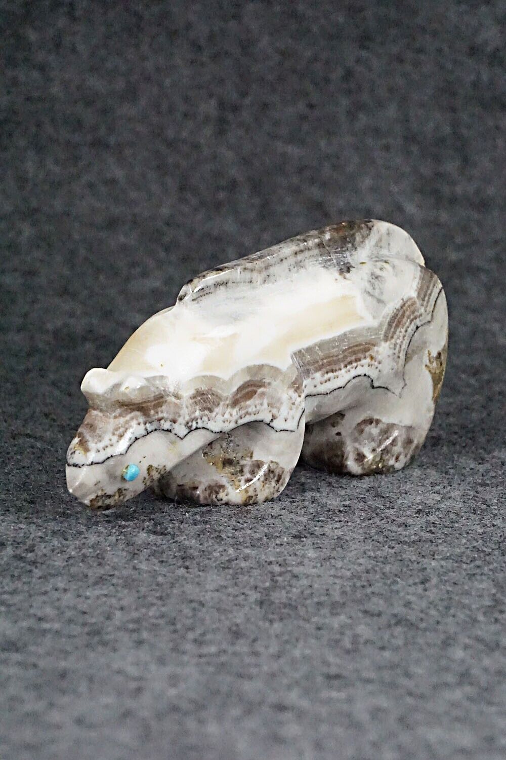 Mountain Lion Zuni Fetish Carving - Ronnie Lunasee