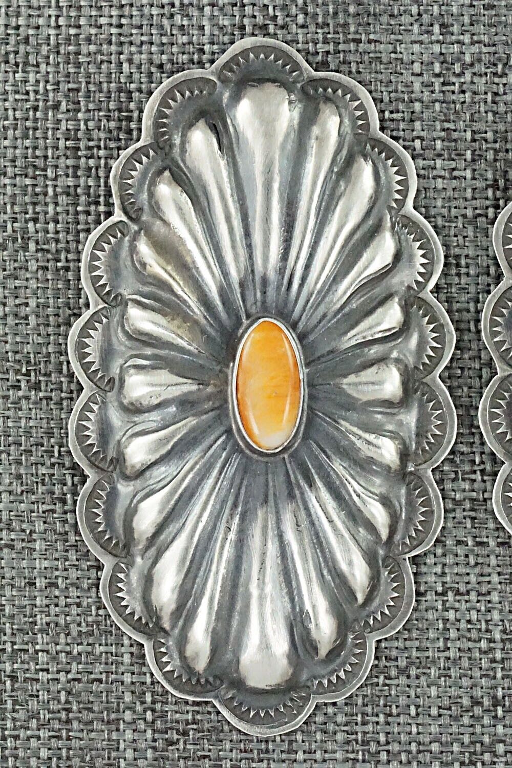 Spiny Oyster and Sterling Silver Earrings - Rita Lee