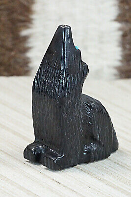 Wolf Zuni Fetish Carving - Mike Tucson