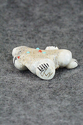 Bear Zuni Fetish Carving - Claudia Peina