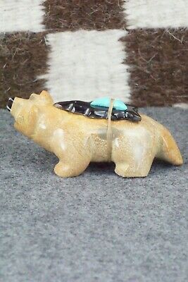 Badger Zuni Fetish Carving - Enrike Leekya