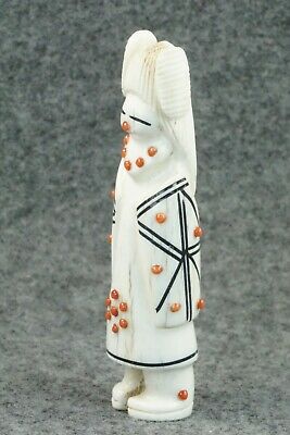 Corn Maiden Zuni Fetish Carving - Claudia Peina
