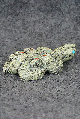Turtle Zuni Fetish Carving - Louise Ponchuella