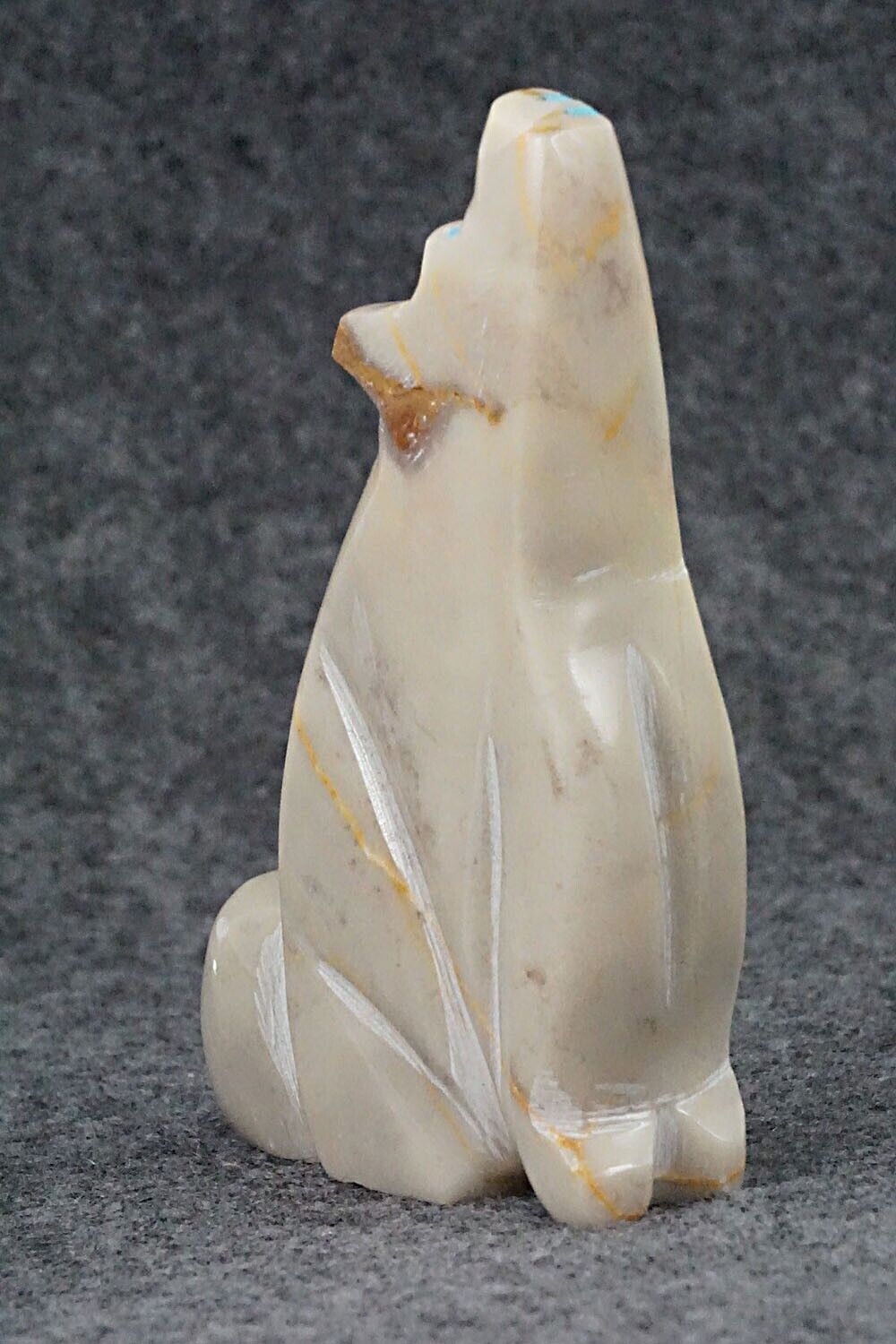 Wolf Zuni Fetish Carving - Rodney Laiwakete