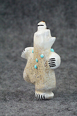 Bear Zuni Fetish Carving - Claudia Peina