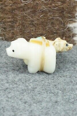 Bear Zuni Fetish Carving - Jeff Eriacho
