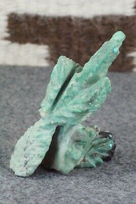 Eagle Zuni Fetish Carving - Jon Quam