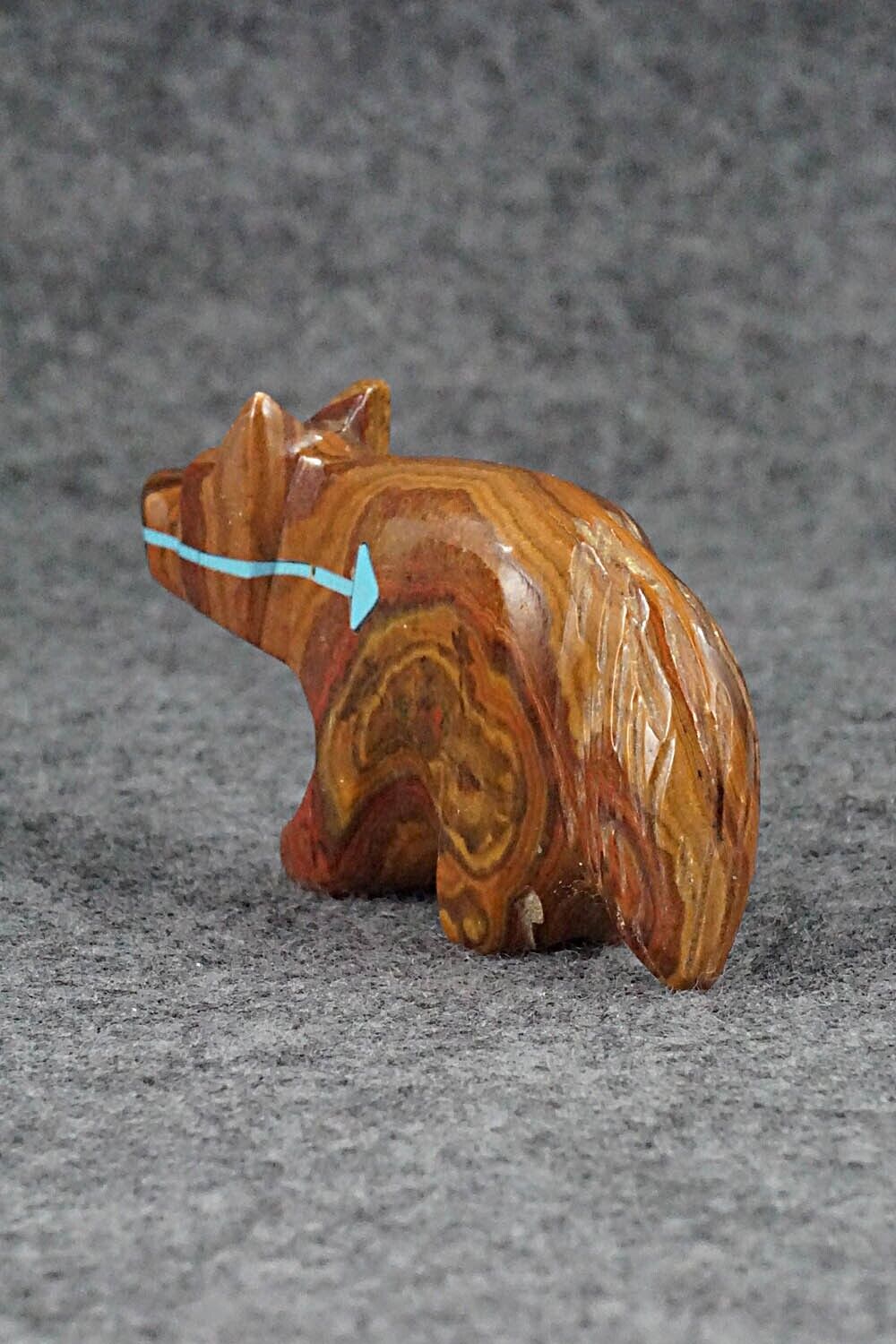 Wolf Zuni Fetish Carving - Rodney Laiwakete