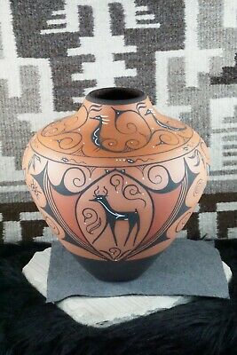 Zuni Pottery - Priscilla Peynetsa
