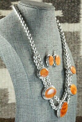 Spiny Oyster & Sterling Silver Necklace and Earrings - Richard Curley