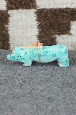 Bear Zuni Fetish Carving - Taylor Gia