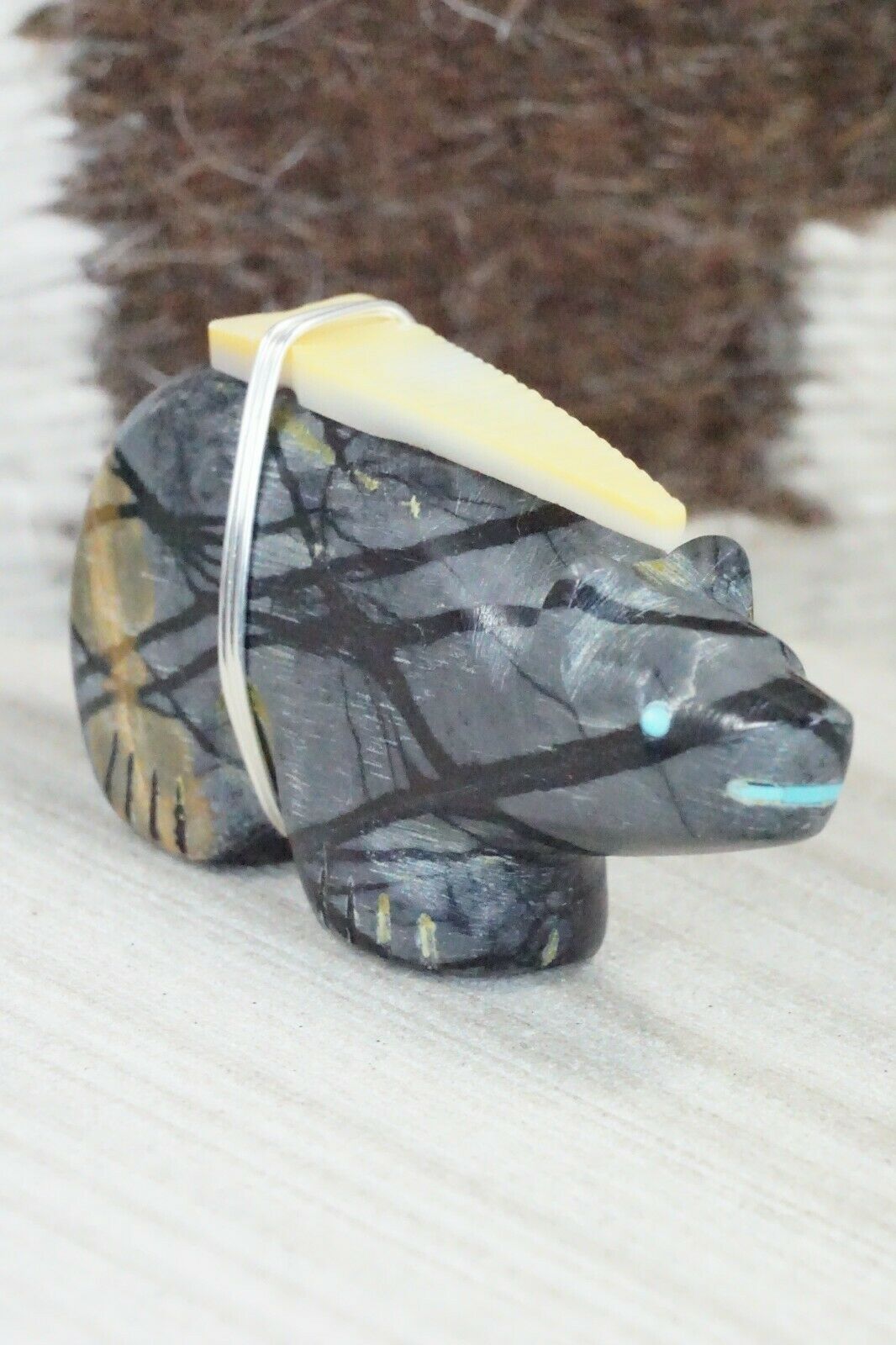 Bear Zuni Fetish Carving - Darrin Boone - High Lonesome Trading