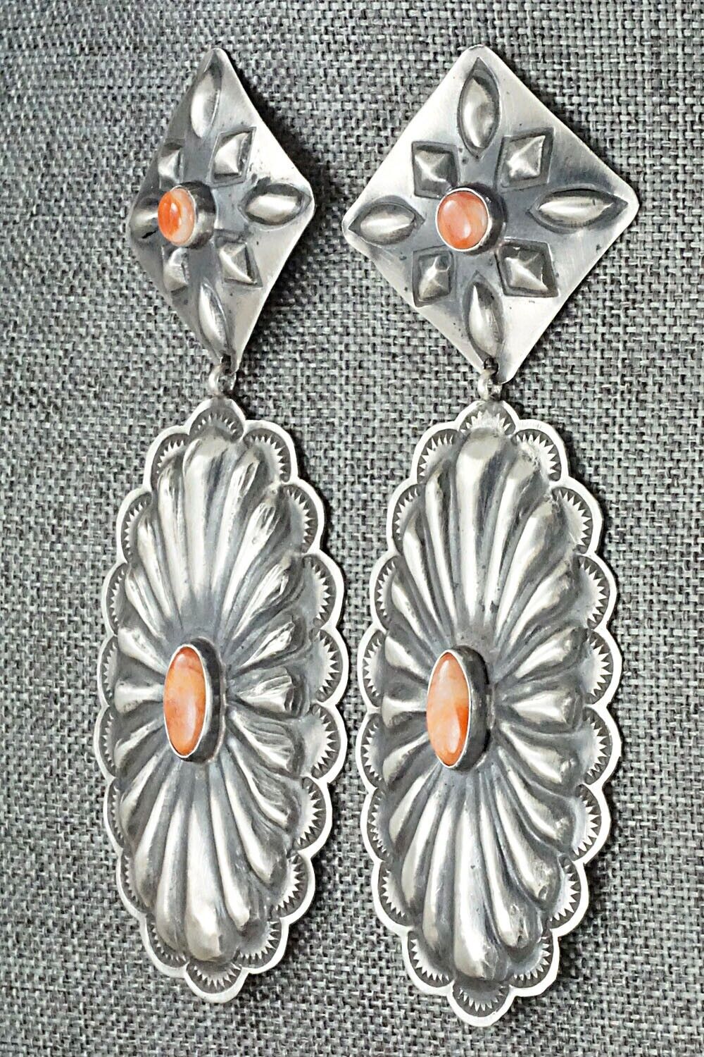 Spiny Oyster and Sterling Silver Earrings - Rita Lee