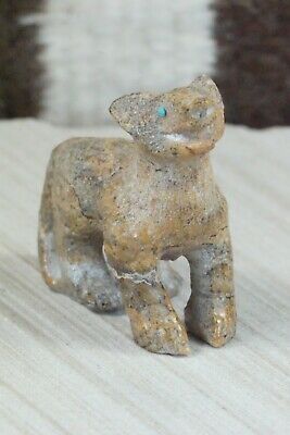 Wolf Zuni Fetish Carving - Derrick Kaamasee