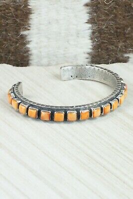 Spiny Oyster & Sterling Silver Bracelet - Ernest Rangel
