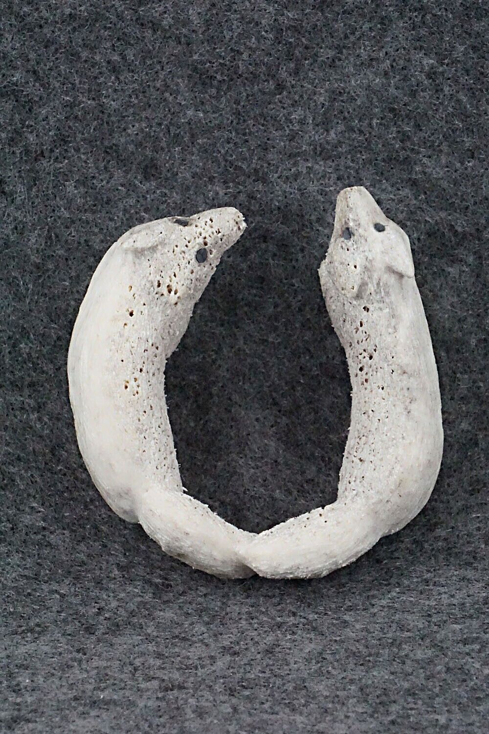 Wolf Zuni Fetish Carving - Maxx Laate
