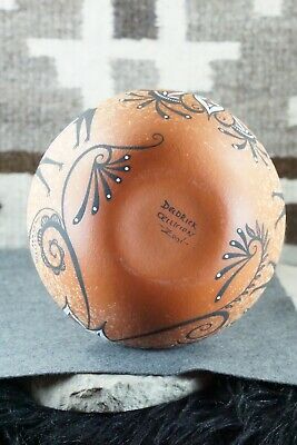 Zuni Pottery - Deldrick Cellicion