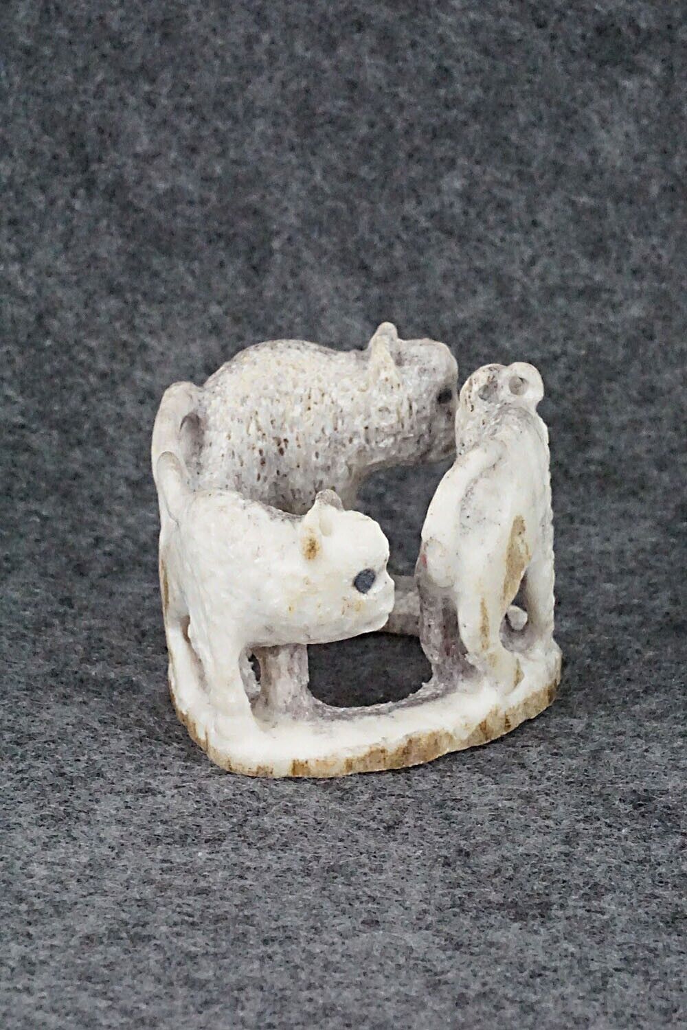 Buffalo Zuni Fetish Carving - Maxx Laate