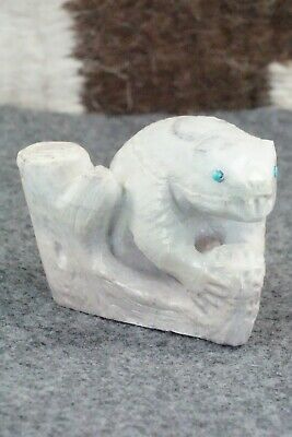 Beaver Zuni Fetish Carving - Derrick Kaamasee