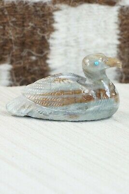 Swan Zuni Fetish Carving - Derrick Kaamasee