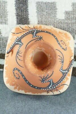 Zuni Pottery - Deldrick Cellicion