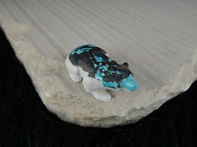Badger Zuni Fetish Carving - Nelson Yatsattie - High Lonesome Trading