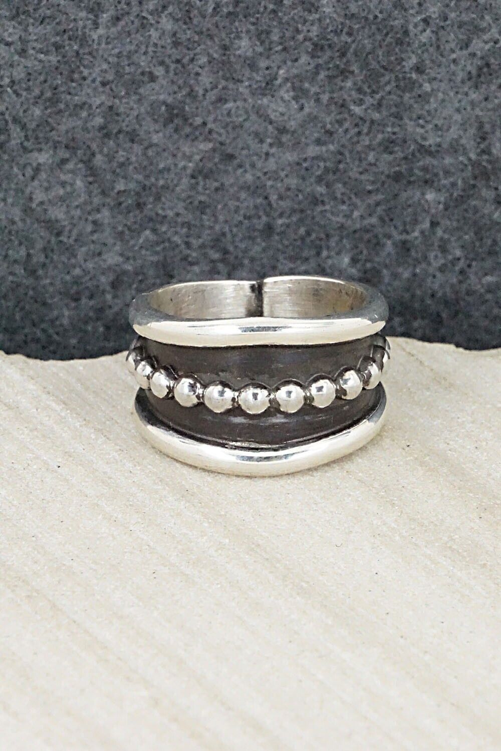 Sterling Silver Ring - Tom Hawk - Size 9.5