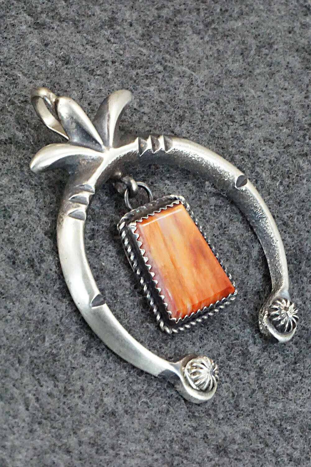 Spiny Oyster and Sterling Silver Naja Pendant - Martha Cayatineto