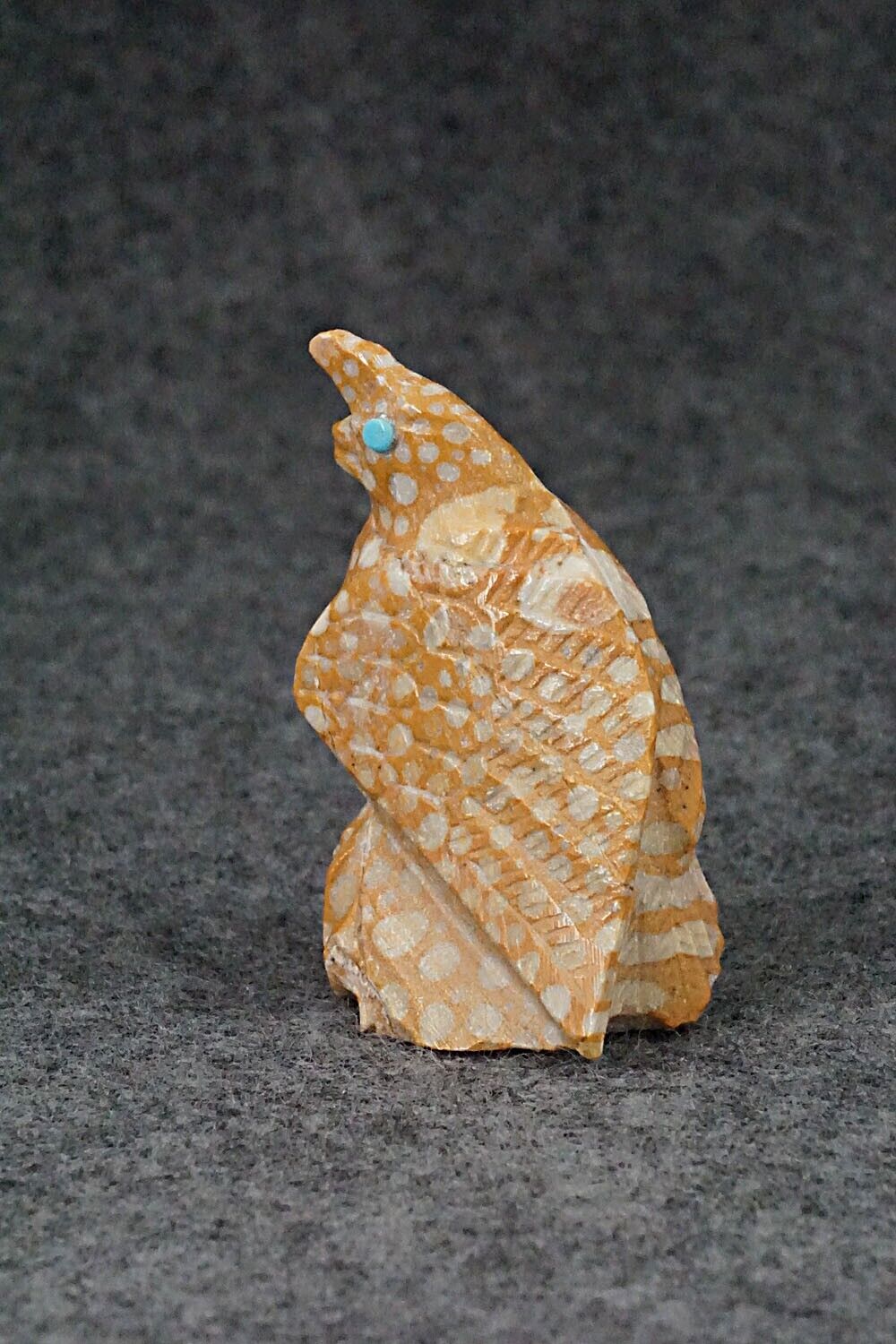 Quail Zuni Fetish Carving - Derrick Kaamasee
