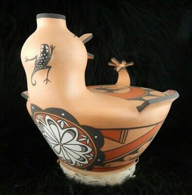 Zuni Duck Pottery - Agnes Peynetsa - Zuni Handmade Pottery - Native American - High Lonesome Trading