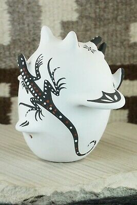 Zuni Pottery - Lorenda Cellicion