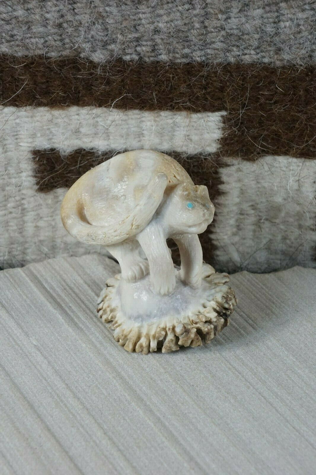 Mountain Lion Zuni Fetish Carving - Maxx Laate - High Lonesome Trading