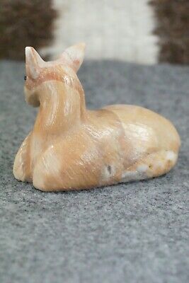 Deer Zuni Fetish Carving - Derrick Kaamasee