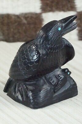 Crow Zuni Fetish Carving - Derrick Kaamasee