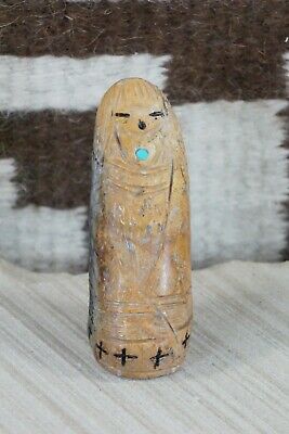 Corn Maiden Zuni Fetish Carving - Faye Quandelacy