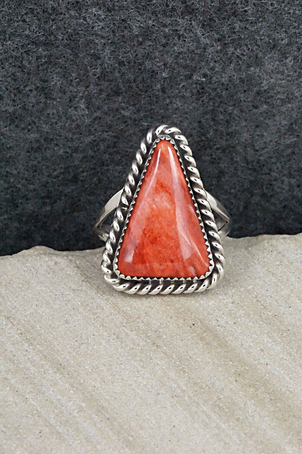 Spiny Oyster & Sterling Silver Ring - Benjamin Martinez - Size 9.5