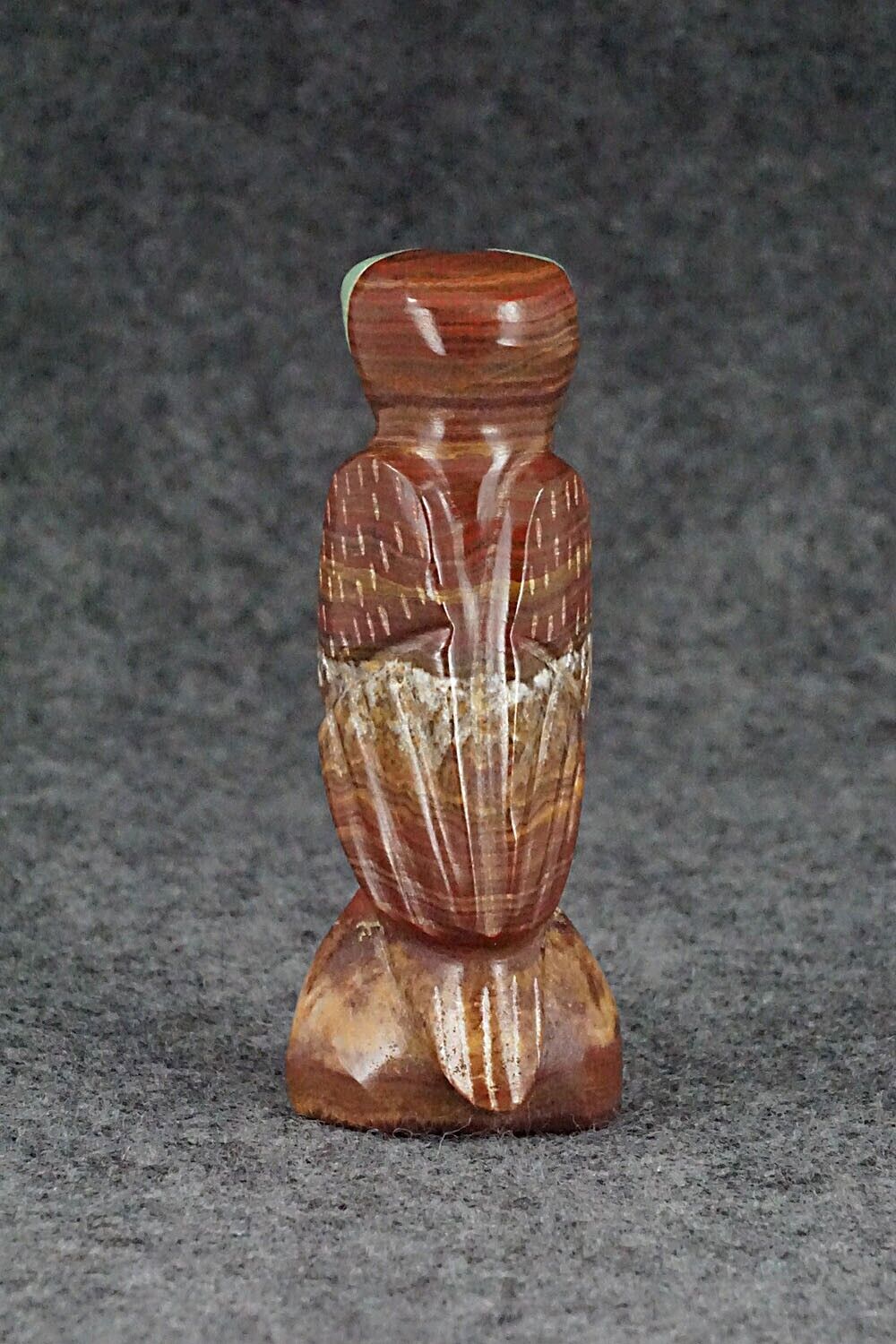 Owl Zuni Fetish Carving - Enrike Leekya