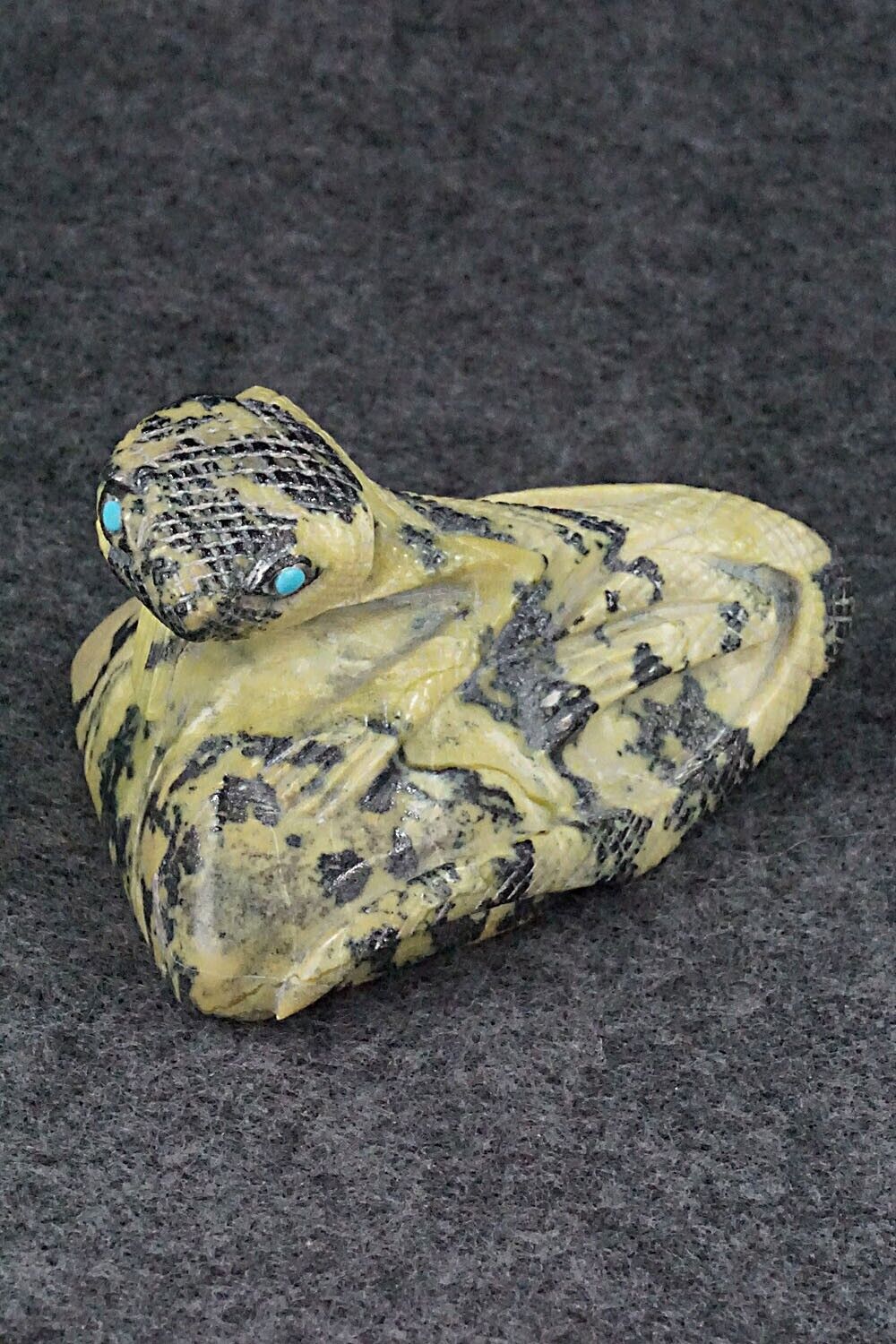 Lizard Zuni Fetish Carving - Hudson Sandy