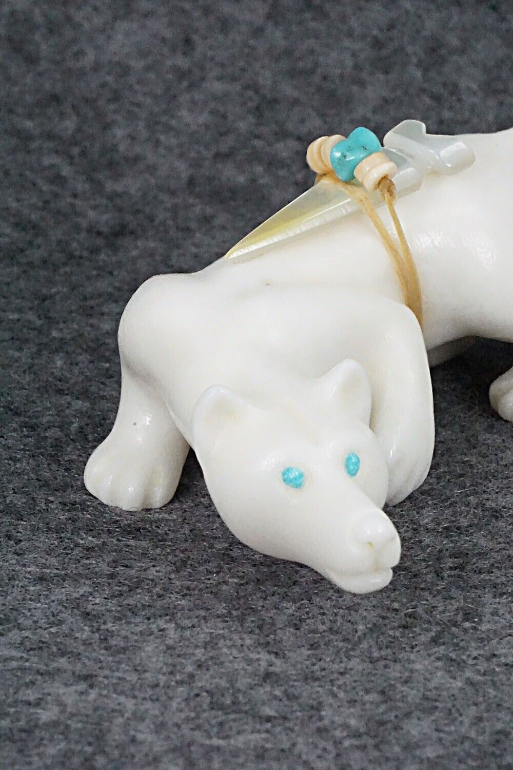 Wolf Zuni Fetish Carving - Albert Eustace