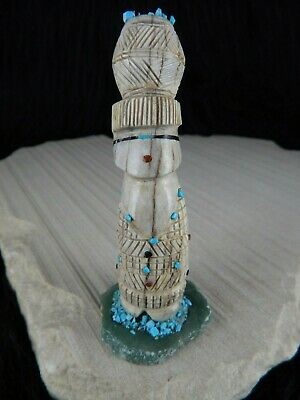 Corn Maiden Zuni Fetish - Carl Etsate - Zuni Maiden Carving - Native American - High Lonesome Trading