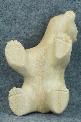 Bear Zuni Fetish Carving - Darrell Wastika