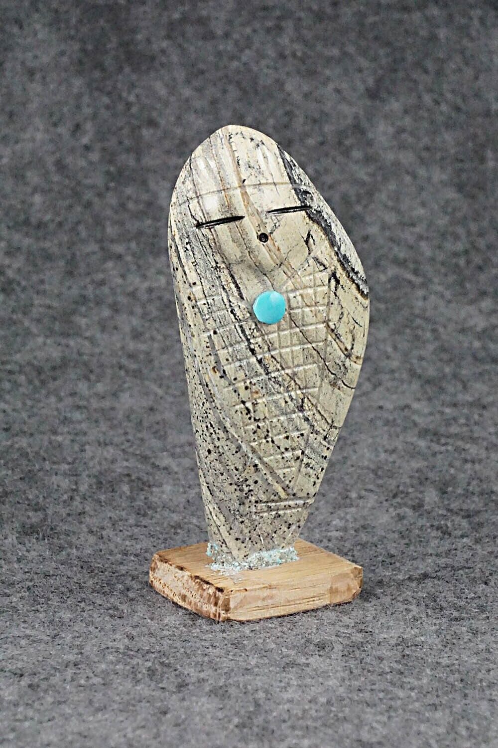 Corn Maiden Zuni Fetish Carving - Daniel Chattin