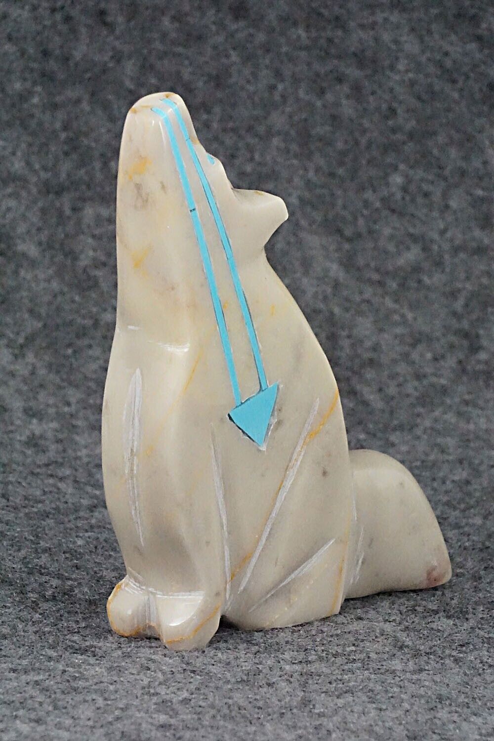 Wolf Zuni Fetish Carving - Rodney Laiwakete