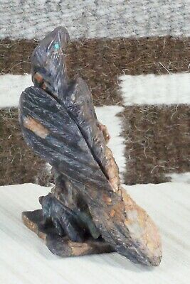 Eagle Zuni Fetish Carving - Jon Quam